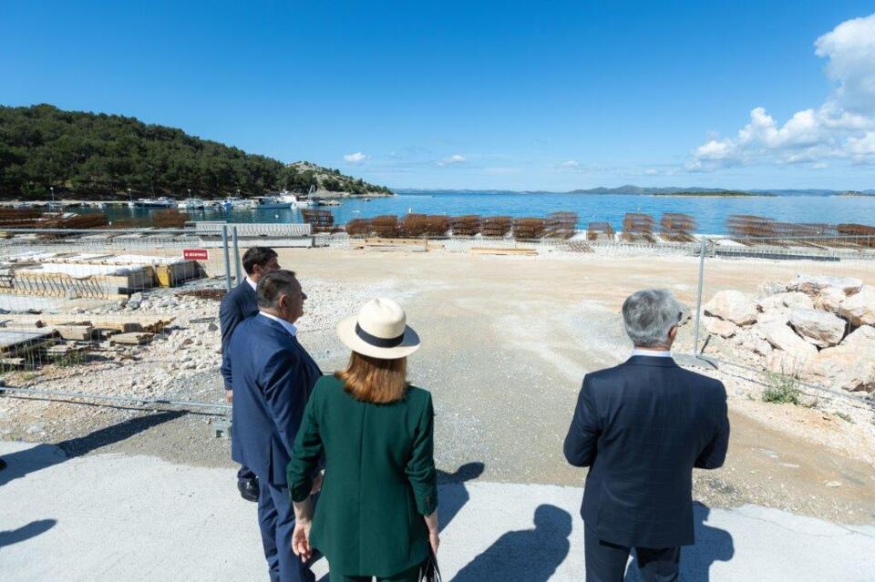 Concession agreement for nautical tourism port - Marina Draga signed