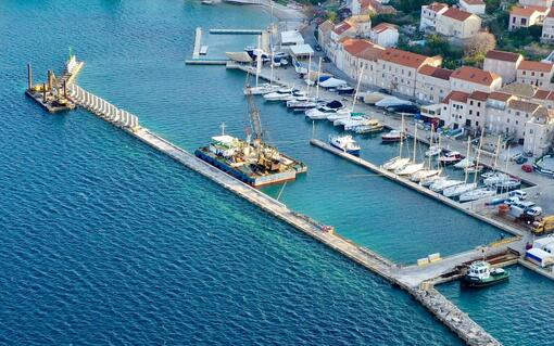 Despite the ongoing reconstruction works, ACI Marina Korcula welcomes  the boaters