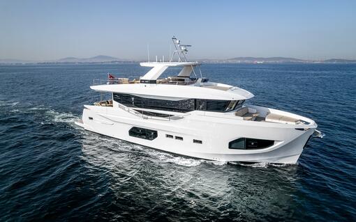 Numarine launches first 22XP yacht 